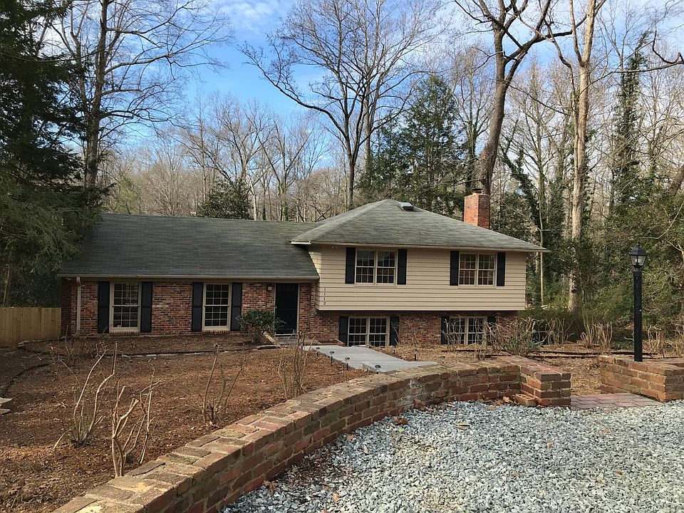 1st image of 1112 River Oaks Ln