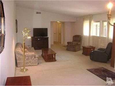 4th image of 7168 Village 7