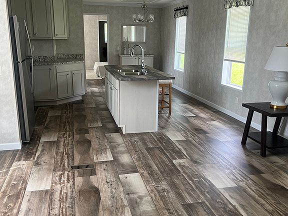 5th image of 1703 S Chicago St #35