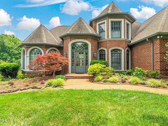 2nd image of 6828 Duncans Glen Dr
