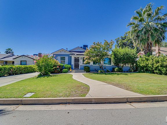 2nd image of 2704 Alturas Dr