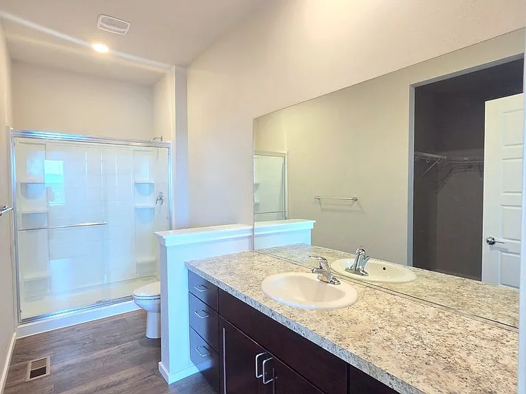 5428 E Bridgeport Ct — Photo 14
