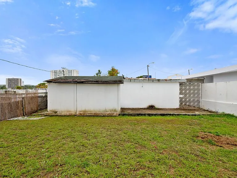 Urb Crown Hills 127 Calle Carite — Photo 38
