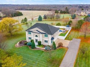 19070 Clare Rd, Gardner, KS 66030