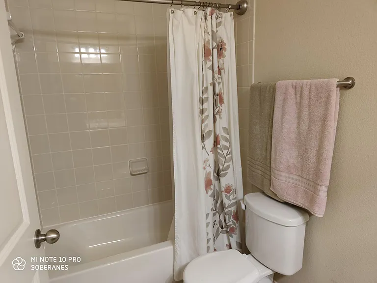 4668 Perthshire Ct — Photo 9