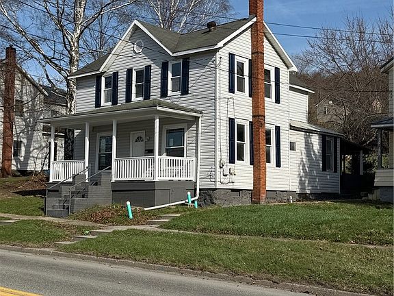 2nd image of 2009 Philadelphia Ave