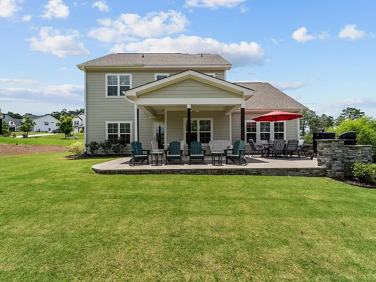 130 Amelia Dr — Photo 11