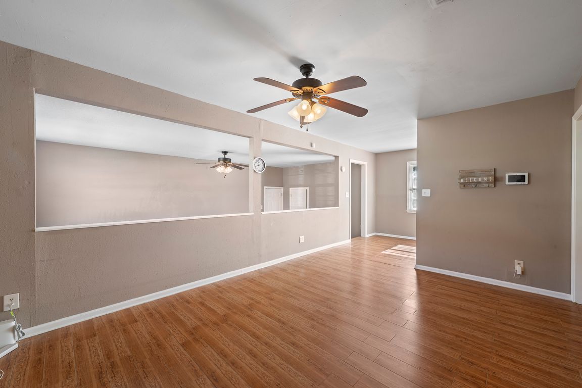 next background image