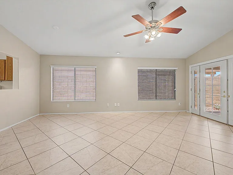 6602 W Desert Hollow Dr — Photo 8