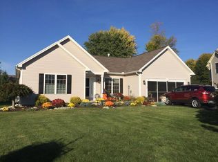 92 Brick Lndg, Rochester, NY 14626