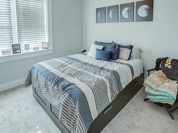 4th image of 4101 Magnolia Ave #203