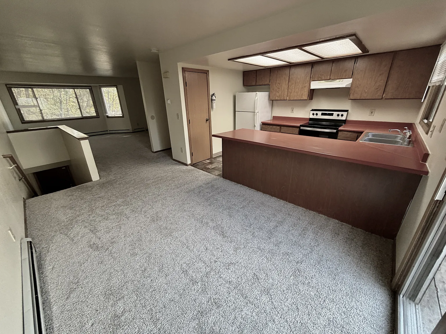 (13) 734 E 76th - 13-01 — Photo 3