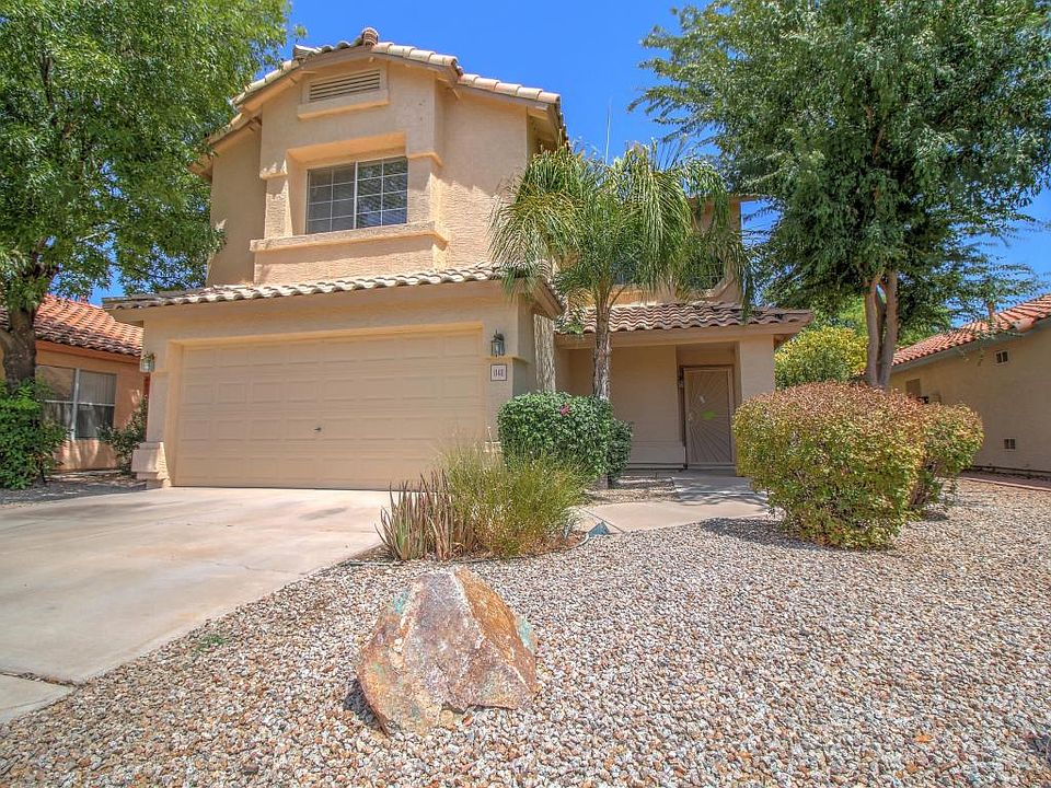1st image of 1140 W Kingbird Dr