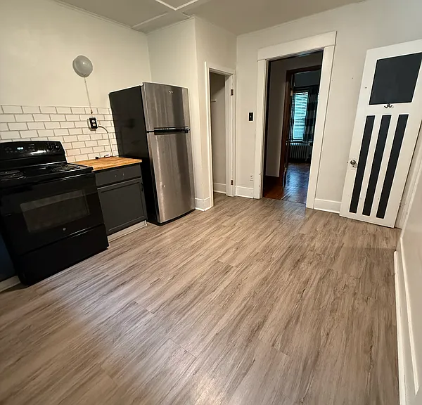 2906 N 21st St #2 — Photo 6