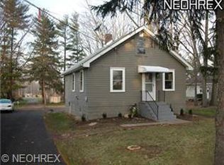 8404 Hitchcock Rd, Youngstown, OH 44512