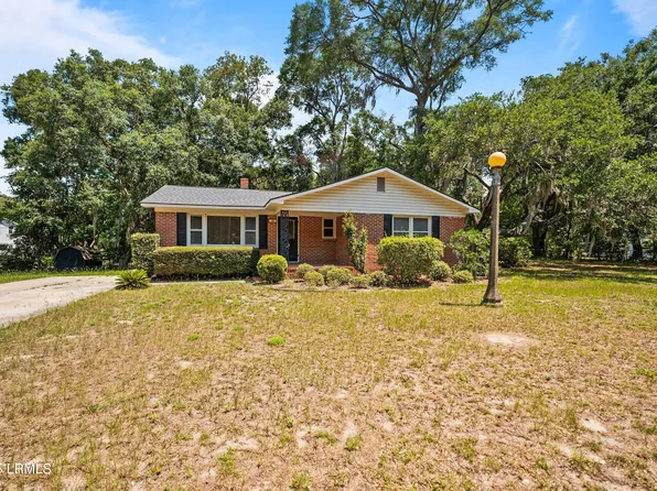 25 Miller Dr W, Beaufort, SC 29907