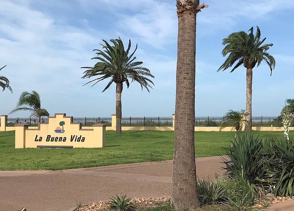 2nd image of 10 La Buena Vida Dr