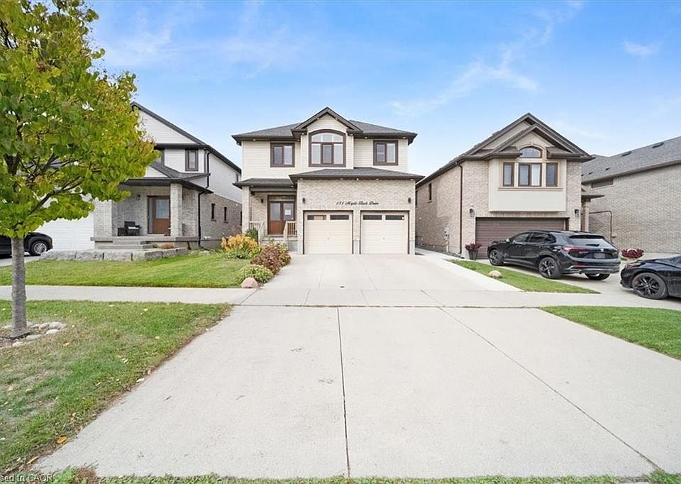 1st image of 131 Maple Bush Dr