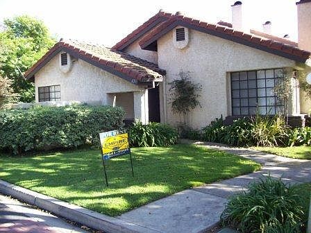 1st image of 420 Las Palomas Dr #1