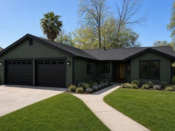 2930 Sporting Ct, Redding, CA 96001