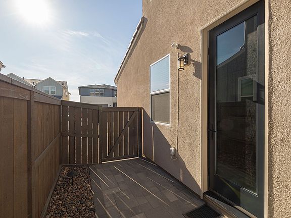 2nd image of 2387 Calle Grandon Btm