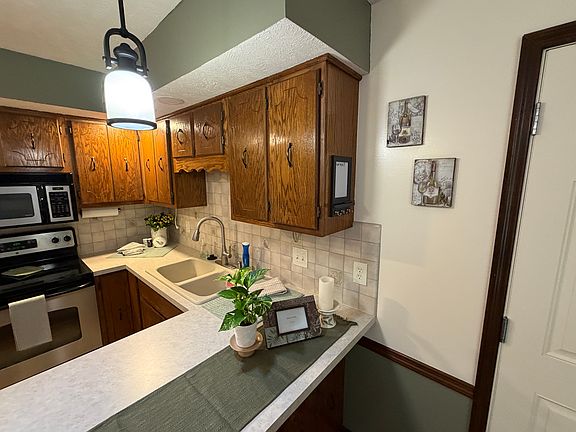 5th image of 5212 Bison Dr