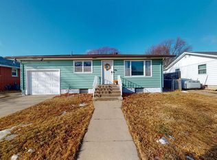 660 10th Ave, Columbus, NE 68601