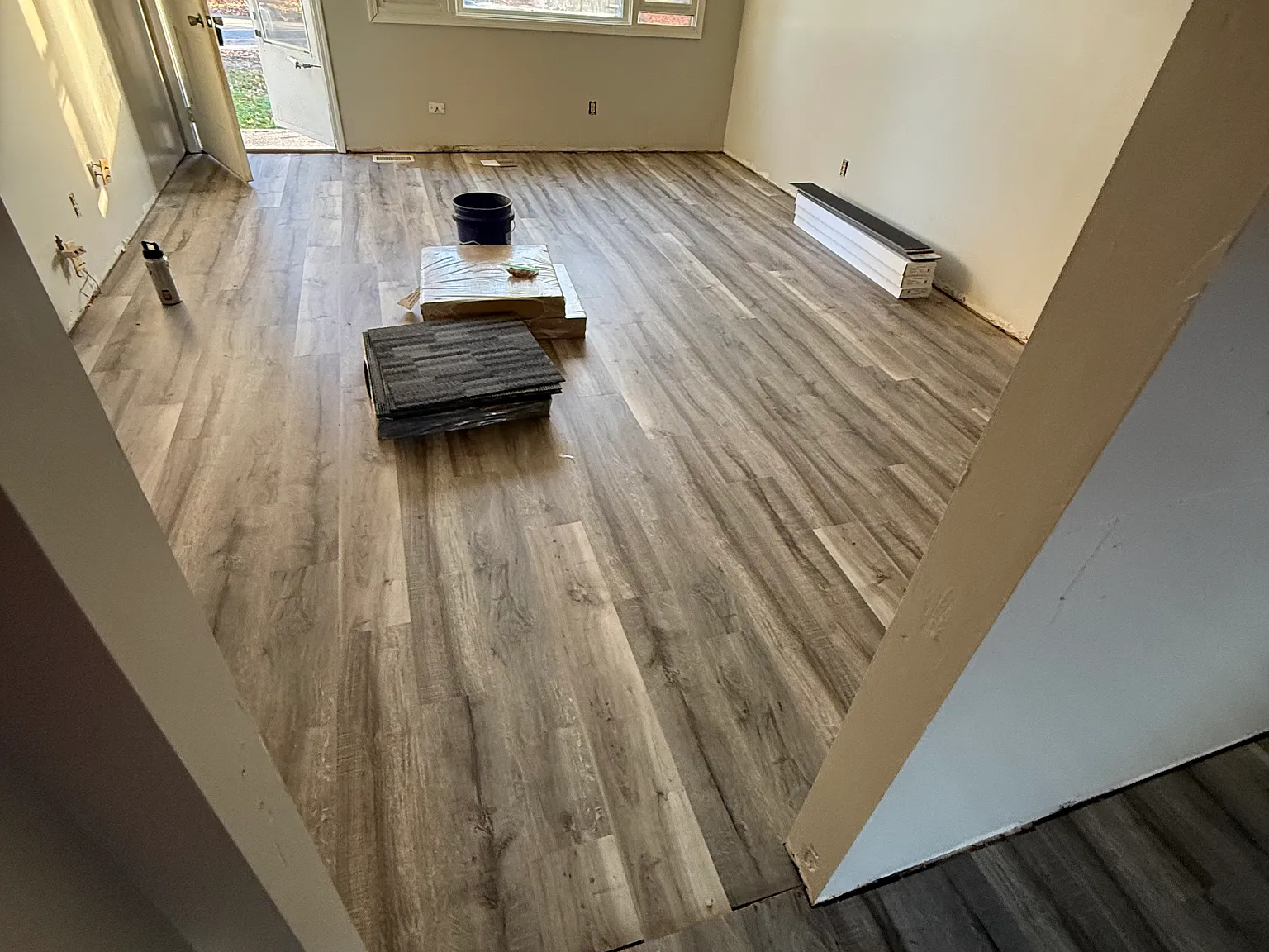 3 bed, 1080 sqft, $1,295 — Photo 3