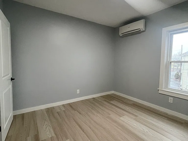 675 Cottage St #2 — Photo 10
