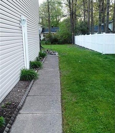 4th image of 4241 Hickory Hill Ave