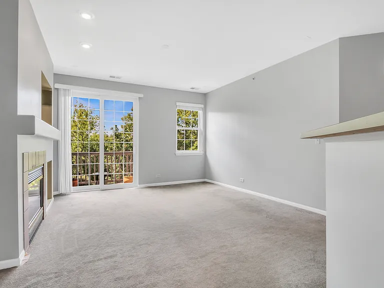 210 Rosehall Dr #260 — Photo 5