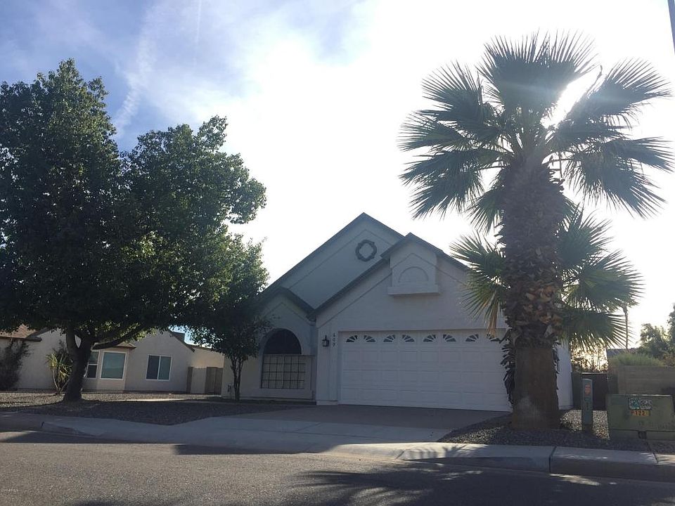 1st image of 609 S Los Feliz Dr