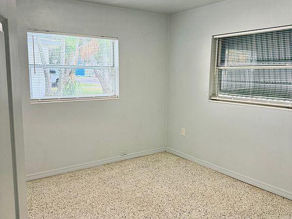 5th image of 4169 Highland Loop