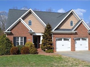 4249 Rolling Knoll Ln, Winston Salem, NC 27106