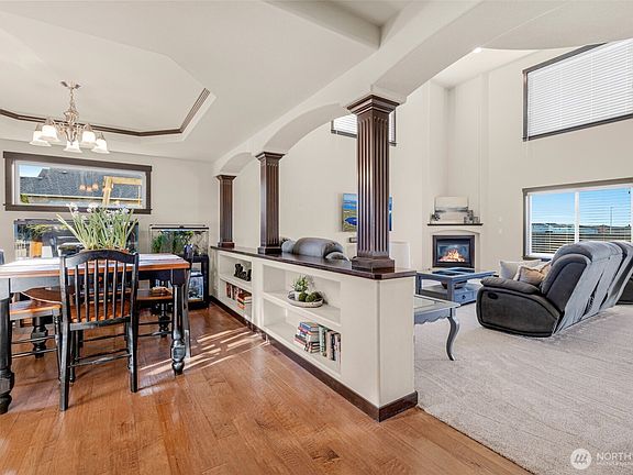 5th image of 28600 75th Drive NW