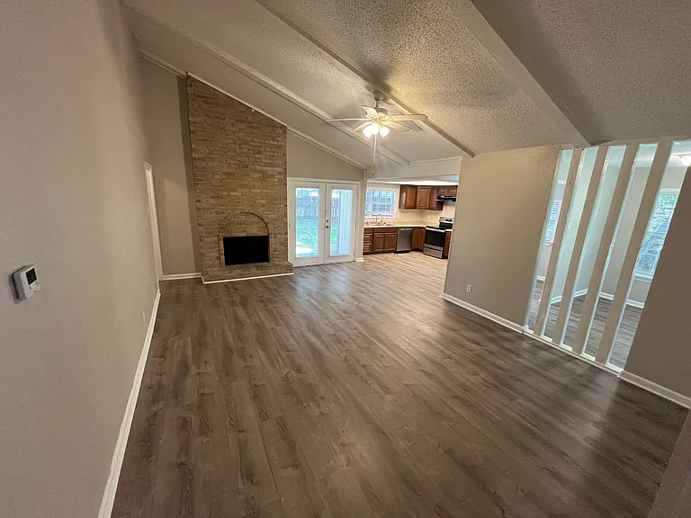 10 Merrie Cir — Photo 4
