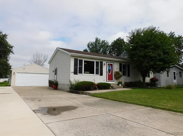 4328 Highland Pkwy, Buffalo, NY 14219
