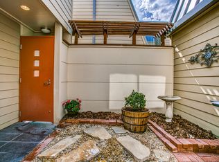 3955 Buena Vista St UNIT B, Dallas, TX 75204