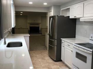 10577 SE Riverway Ln, Milwaukie, OR 97222