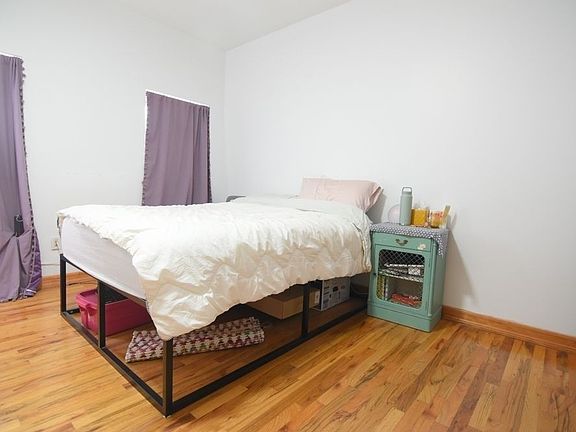 3rd image of 330 E 117th St APT 4F