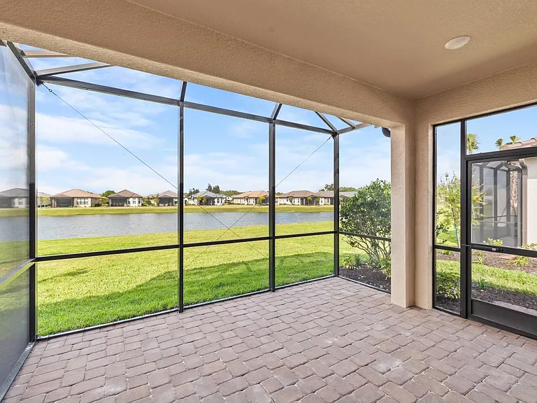 3040 Formia Ct — Photo 21
