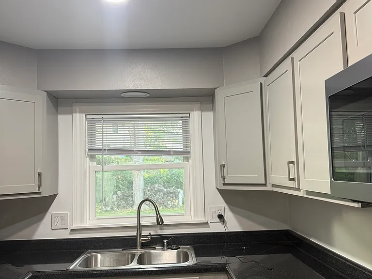 54 Woodlawn Dr — Photo 6