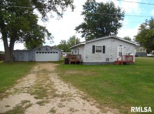 2201 6th St, Fulton, IL 61252