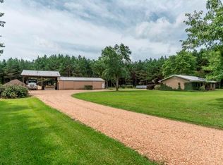 7374 Self Creek Rd, Starkville, MS 39759