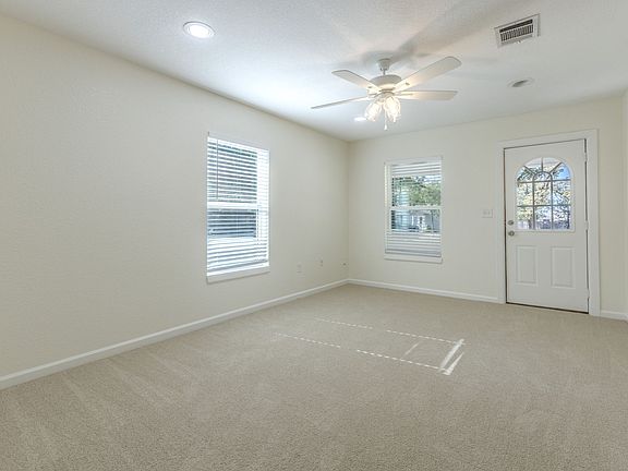 2nd image of 117 W Craven Ave #117