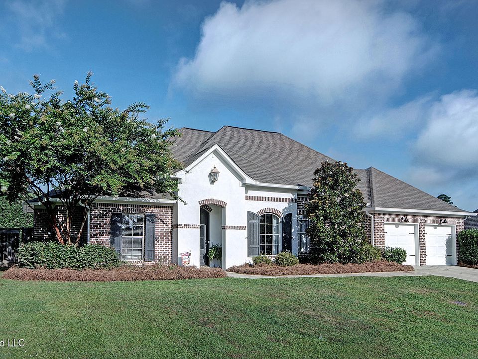 1st image of 223 Bellamy Ct
