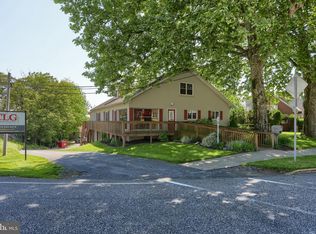 210 N Railroad St, Myerstown, PA 17067