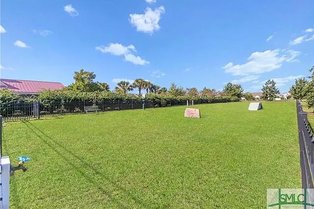 46 Bushwood Dr — Photo 25