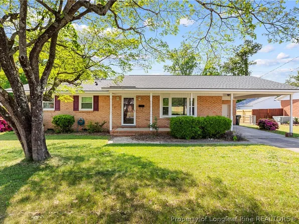 1426 Habersham Dr, Fayetteville, NC 28304