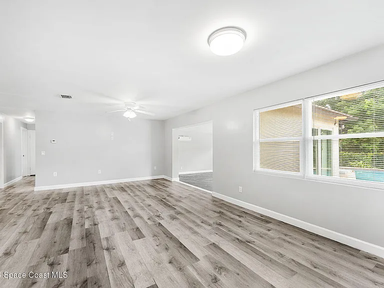 2426 Clemson Dr — Photo 10